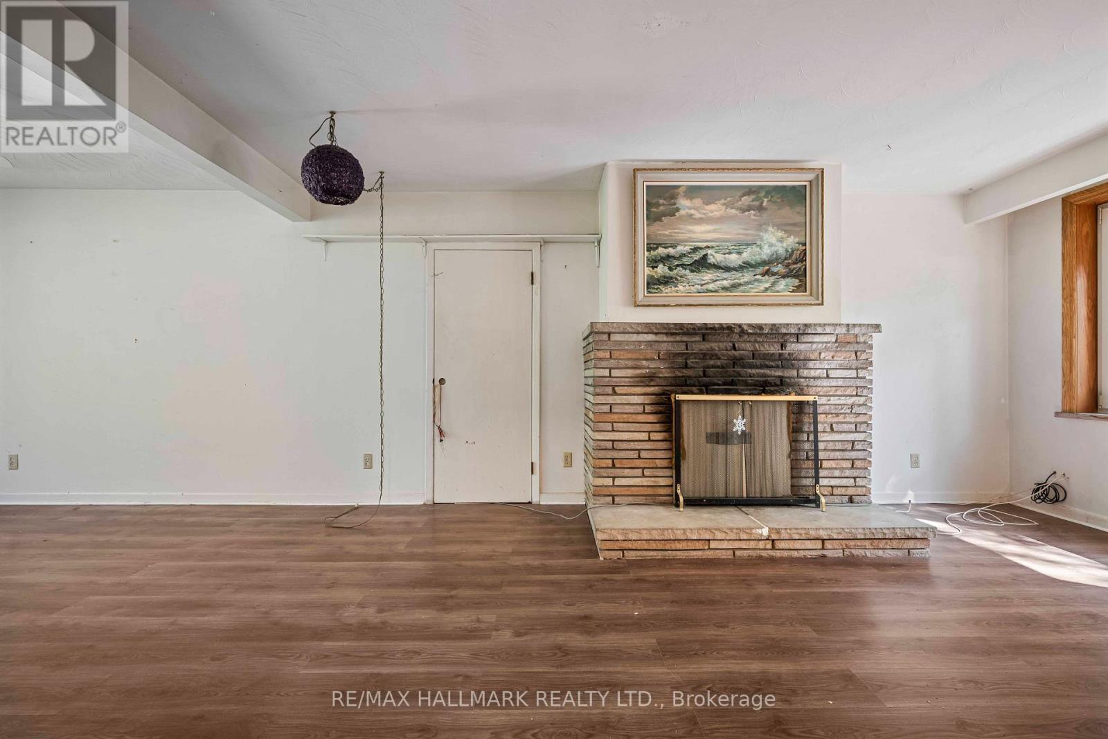 4 CRESTVIEW ROAD - 8