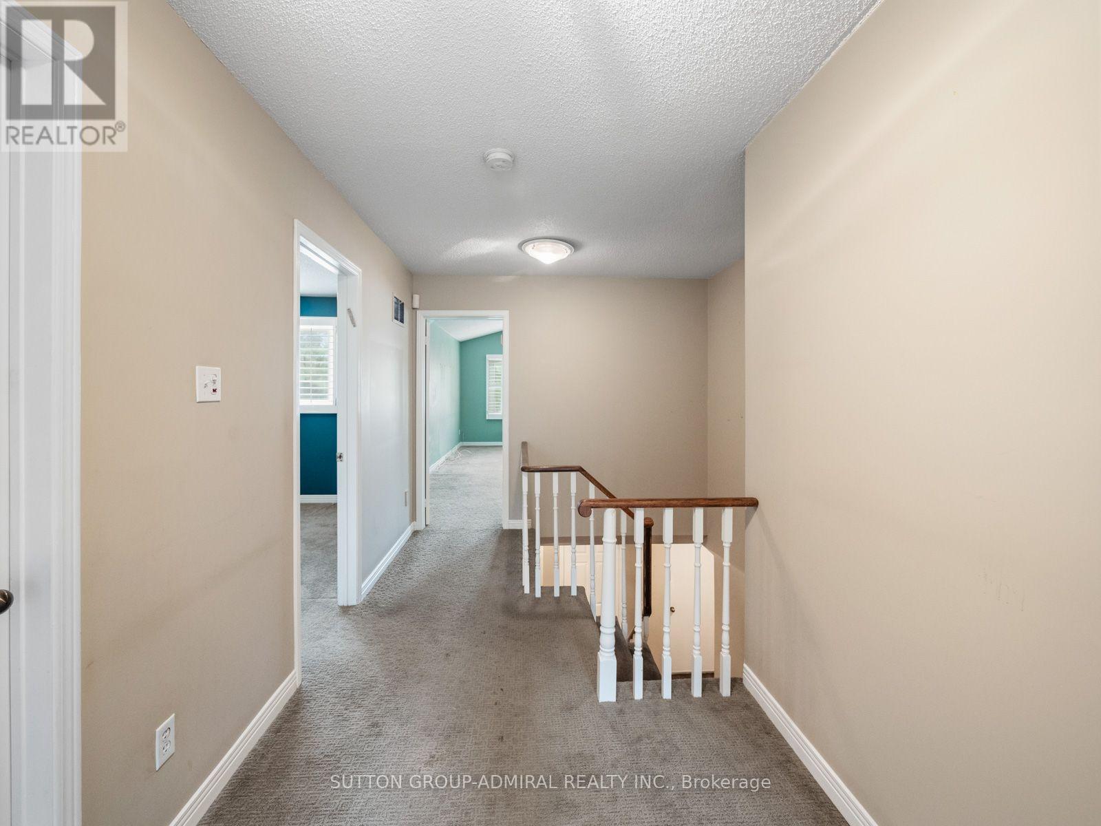 19 JESSICA GARDENS - Image 22