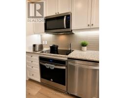 1010 - 9618 Yonge Street, Richmond Hill, ON L4C0X5 Photo 13