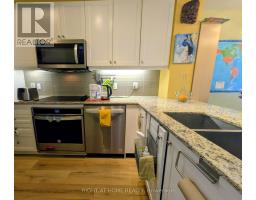 1010 - 9618 Yonge Street, Richmond Hill, ON L4C0X5 Photo 17
