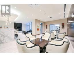 1010 - 9618 Yonge Street, Richmond Hill, ON L4C0X5 Photo 6