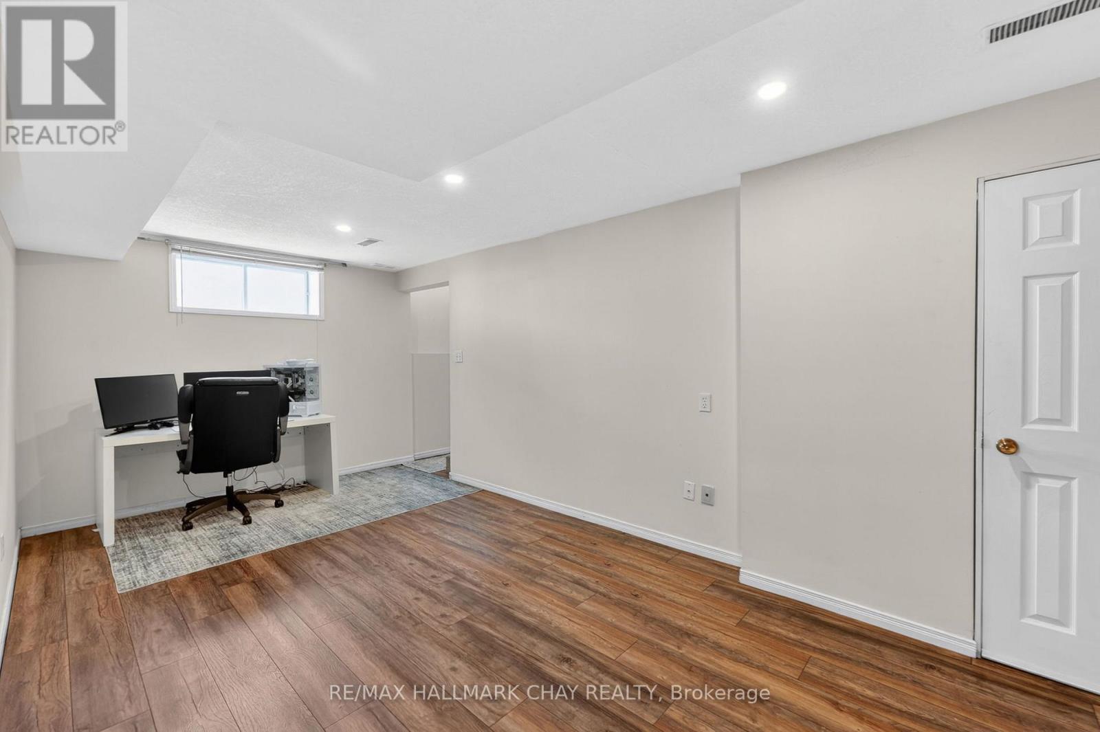 2330 LAKESHORE ROAD E - Image 28