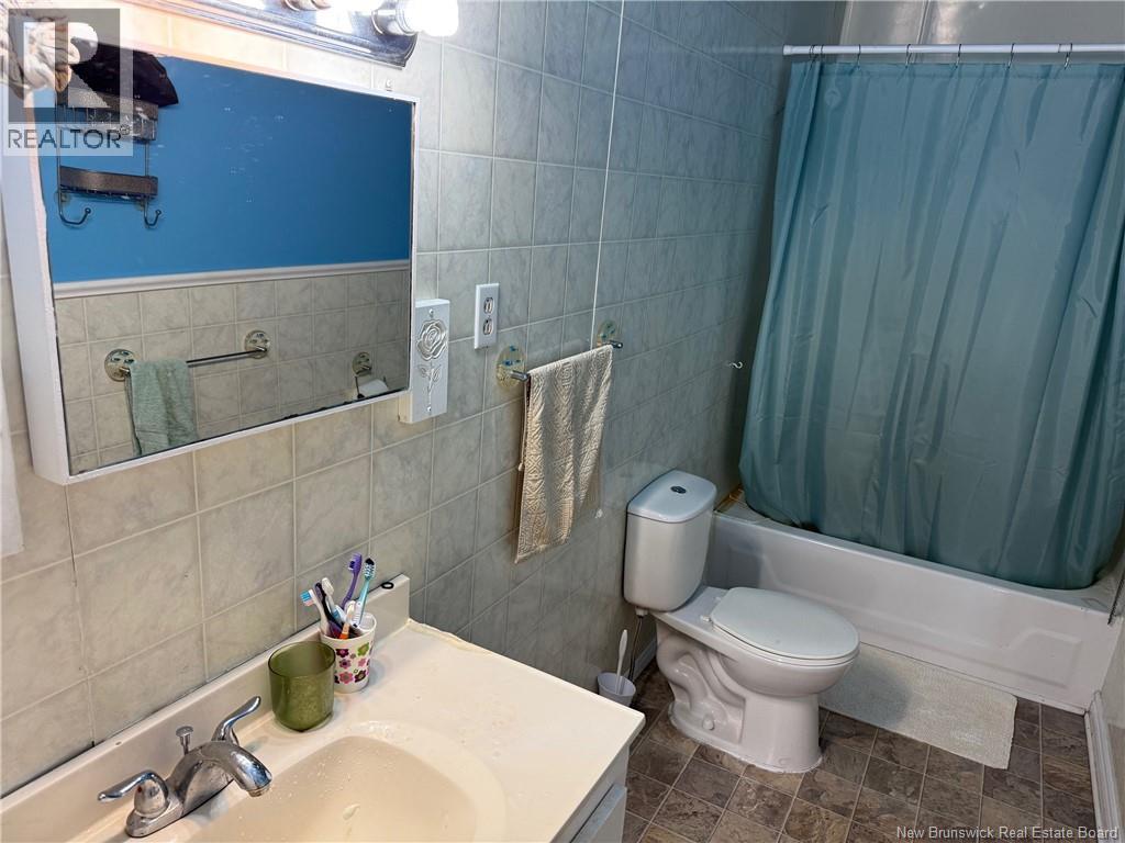 1102 Boul. de la Mer - 10