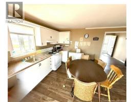 Living room/Dining room - 1102 Boul. De La Mer, Sainte Marie Saint Raphael, NB E8T1V6 Photo 6