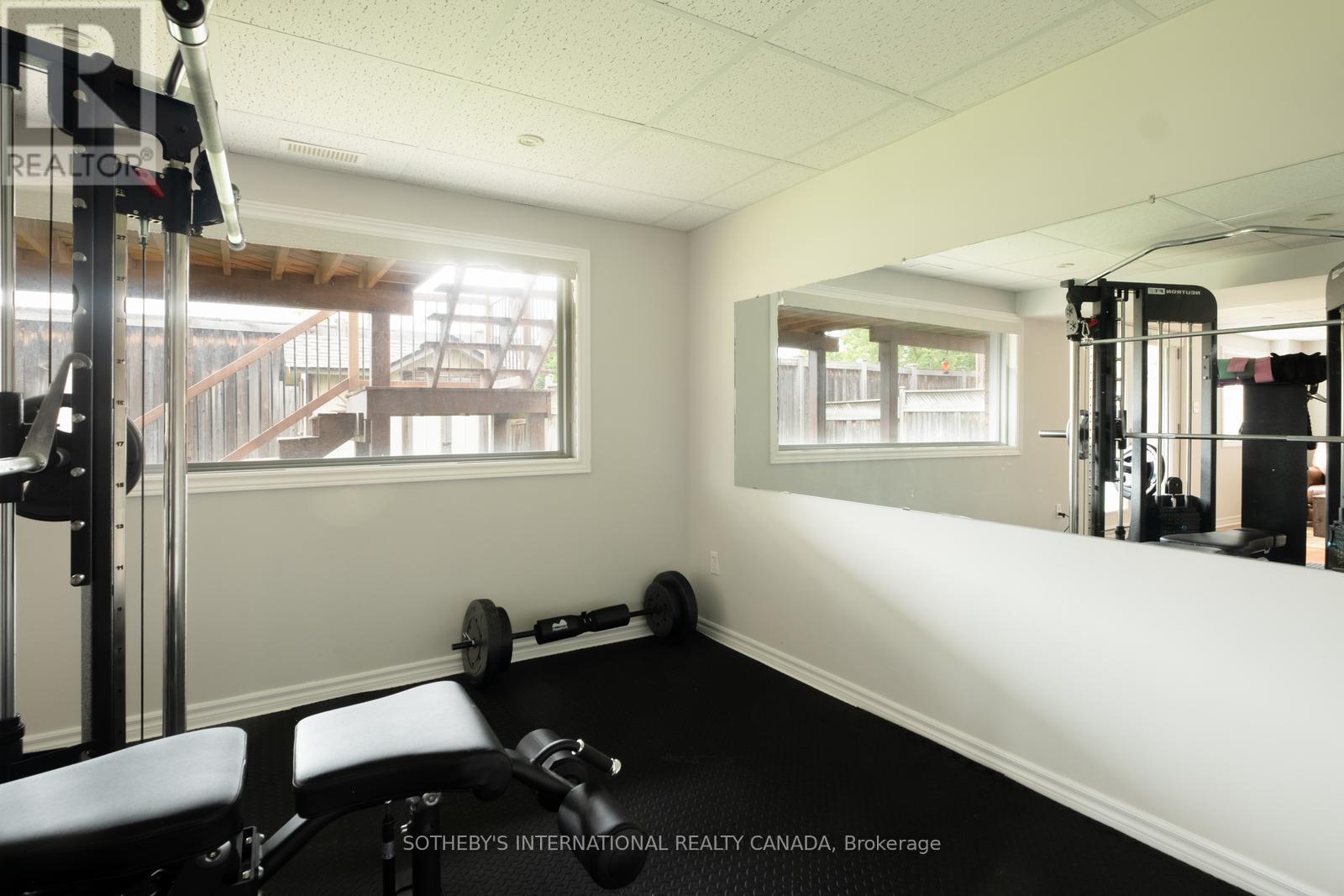 969 DONNELLY STREET - Image 36
