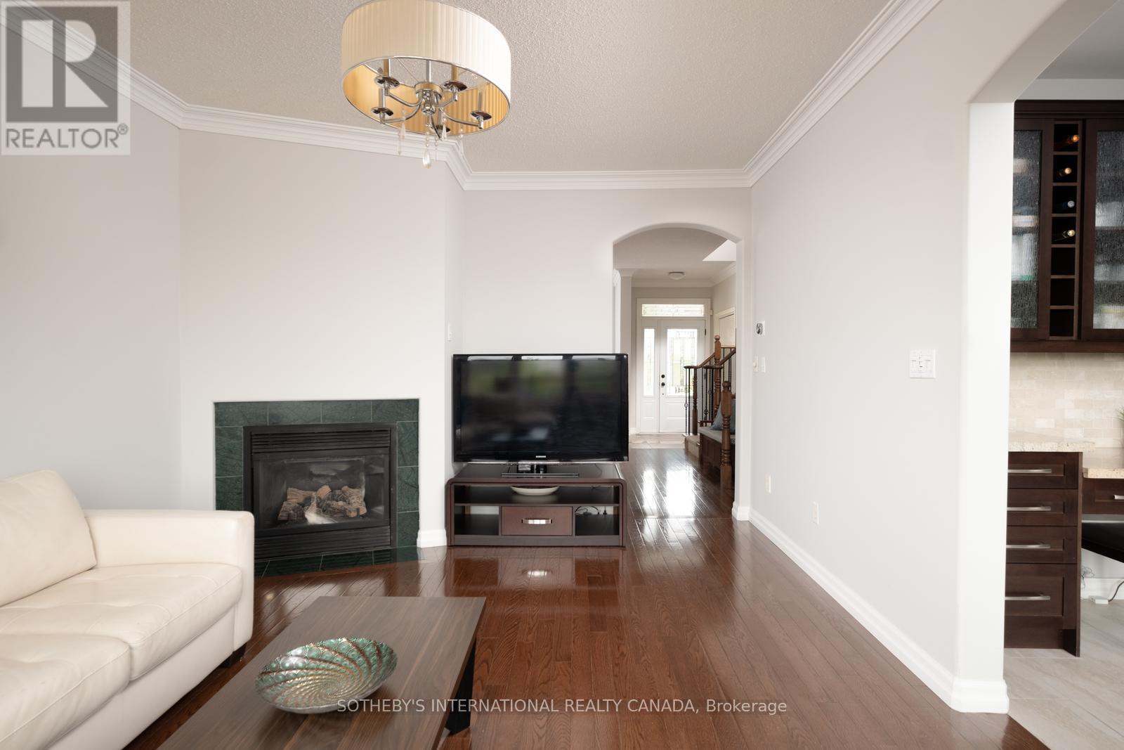 969 DONNELLY STREET - Image 8
