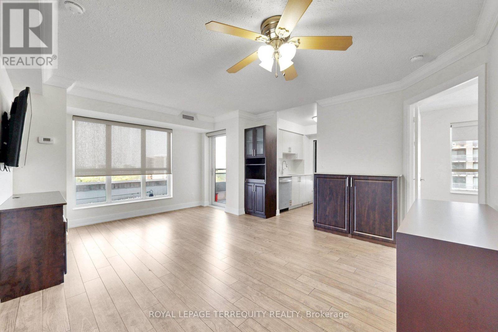#1322 2 EVA ROAD - Image 3