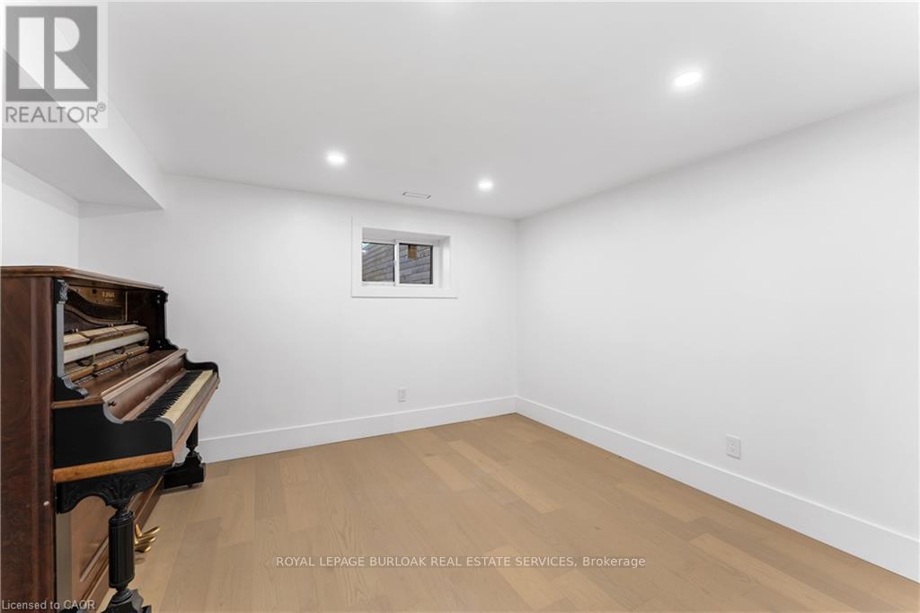 5427 ANTHONY PLACE - 38