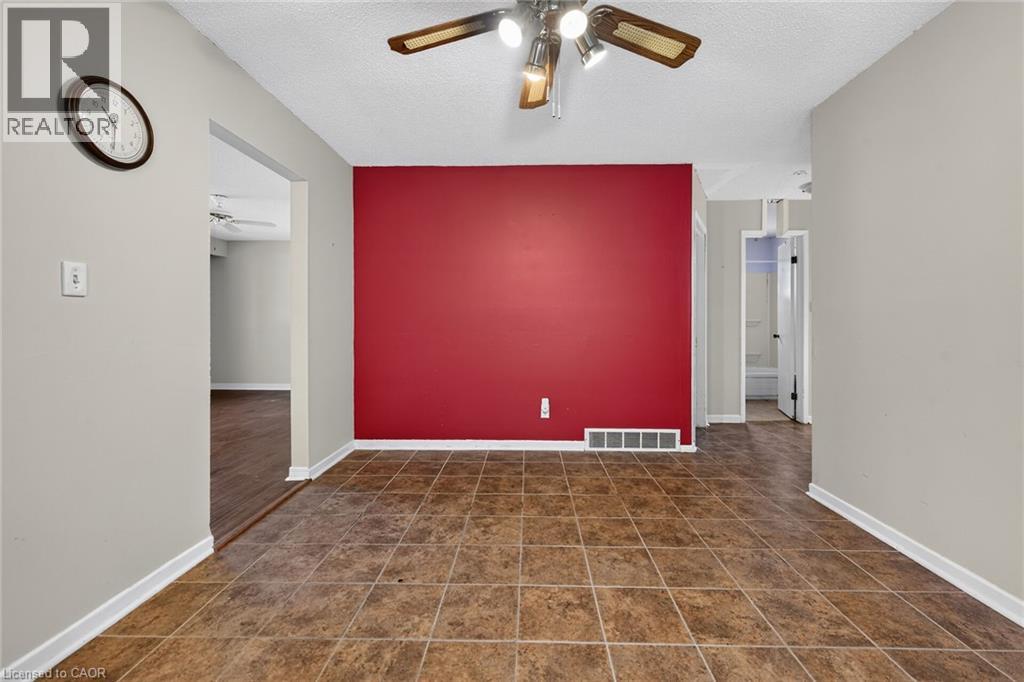 10 TRACEY Road - 15