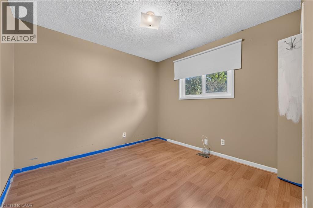 10 TRACEY Road - 23