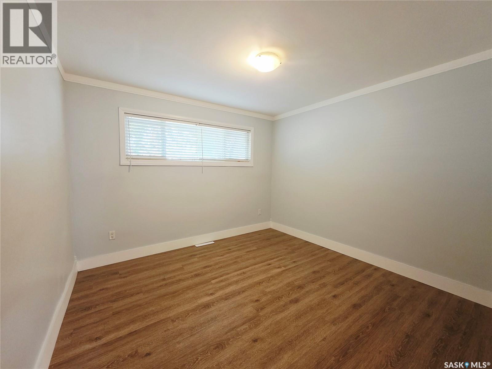 333 Elphinstone STREET - 12