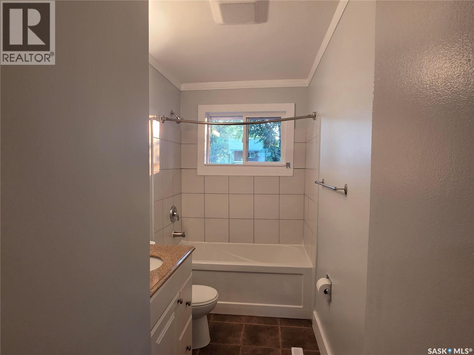 333 Elphinstone STREET - 17
