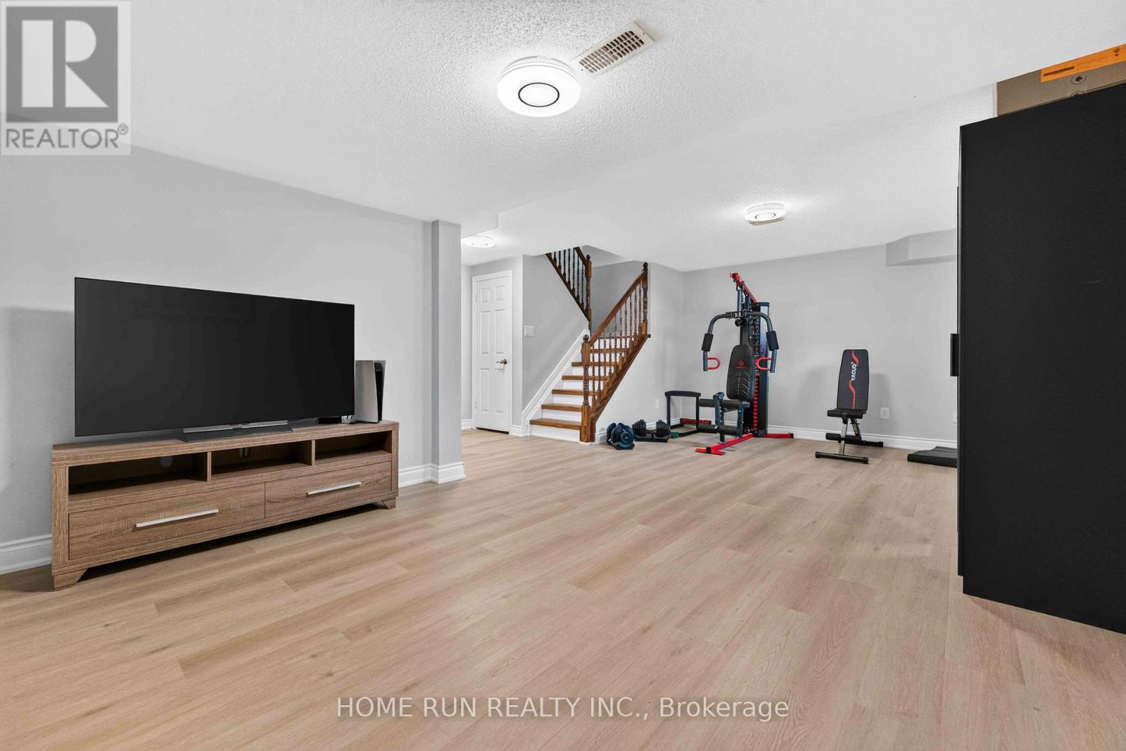 601 PAUL METIVIER DRIVE - 43