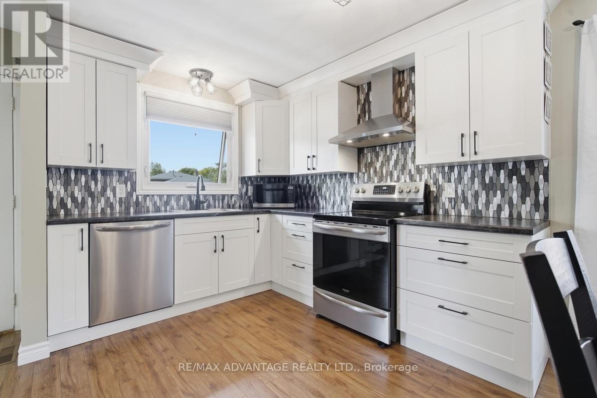 223 ARDSLEY CRESCENT - 12