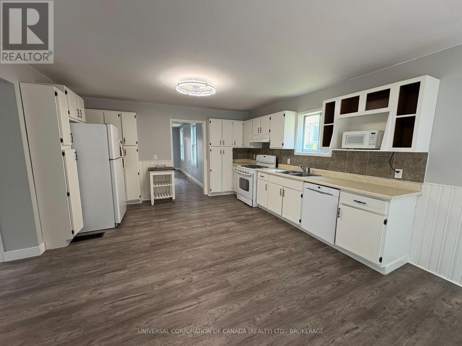 97 CHESLEY AVENUE - 10