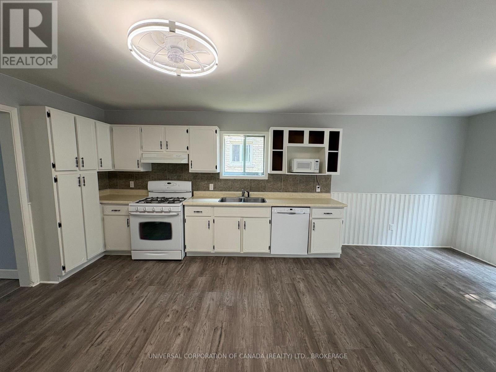 97 CHESLEY AVENUE - 11