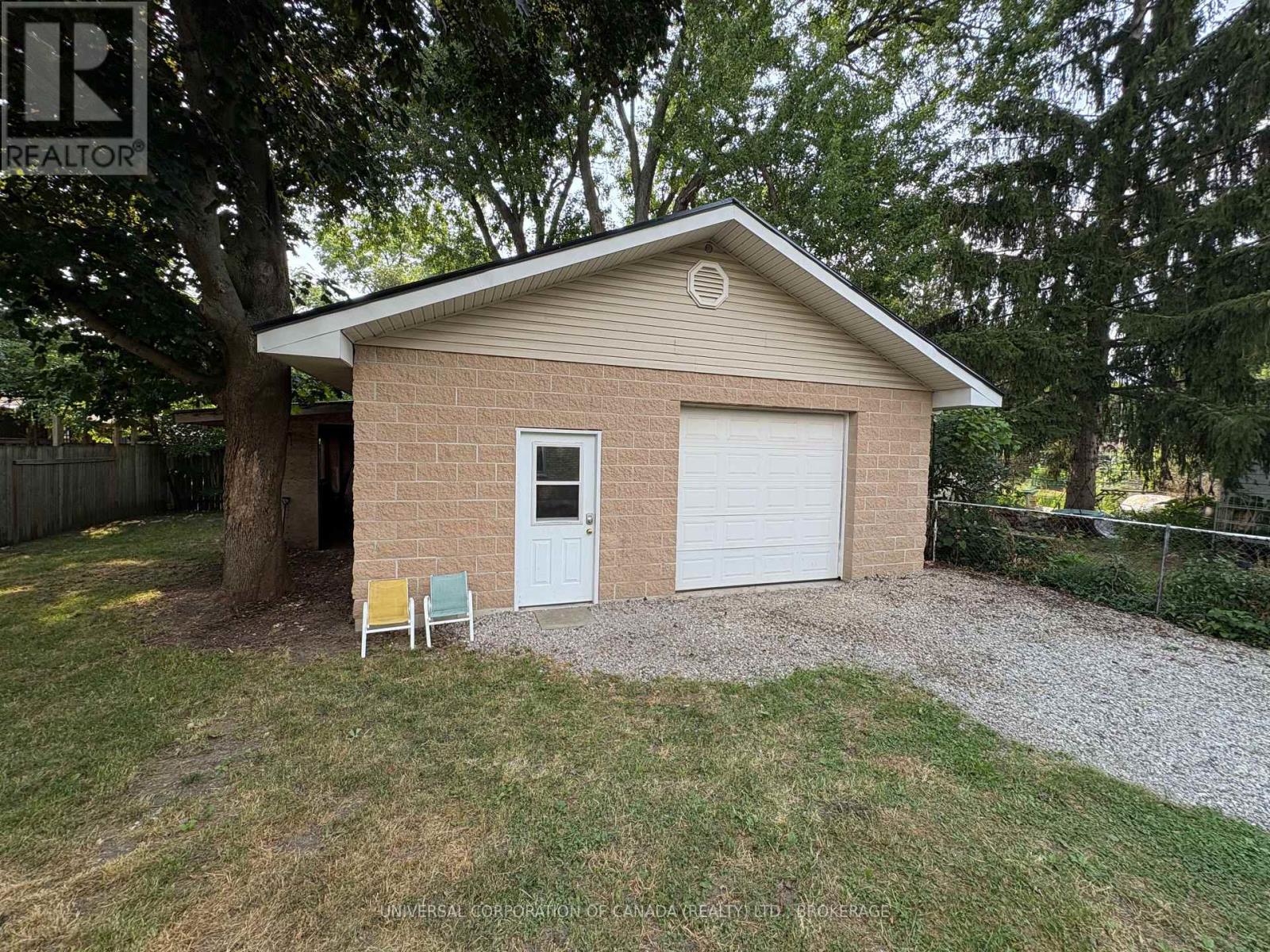 97 CHESLEY AVENUE - 29