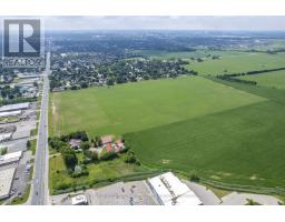 750 St Clair Street, Chatham Kent, ON N7M5J7 Photo 8