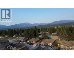 Kitchen - 7337 Prospector Avenue Unit# 205, Radium Hot Springs, BC V0A1M0 Photo 12