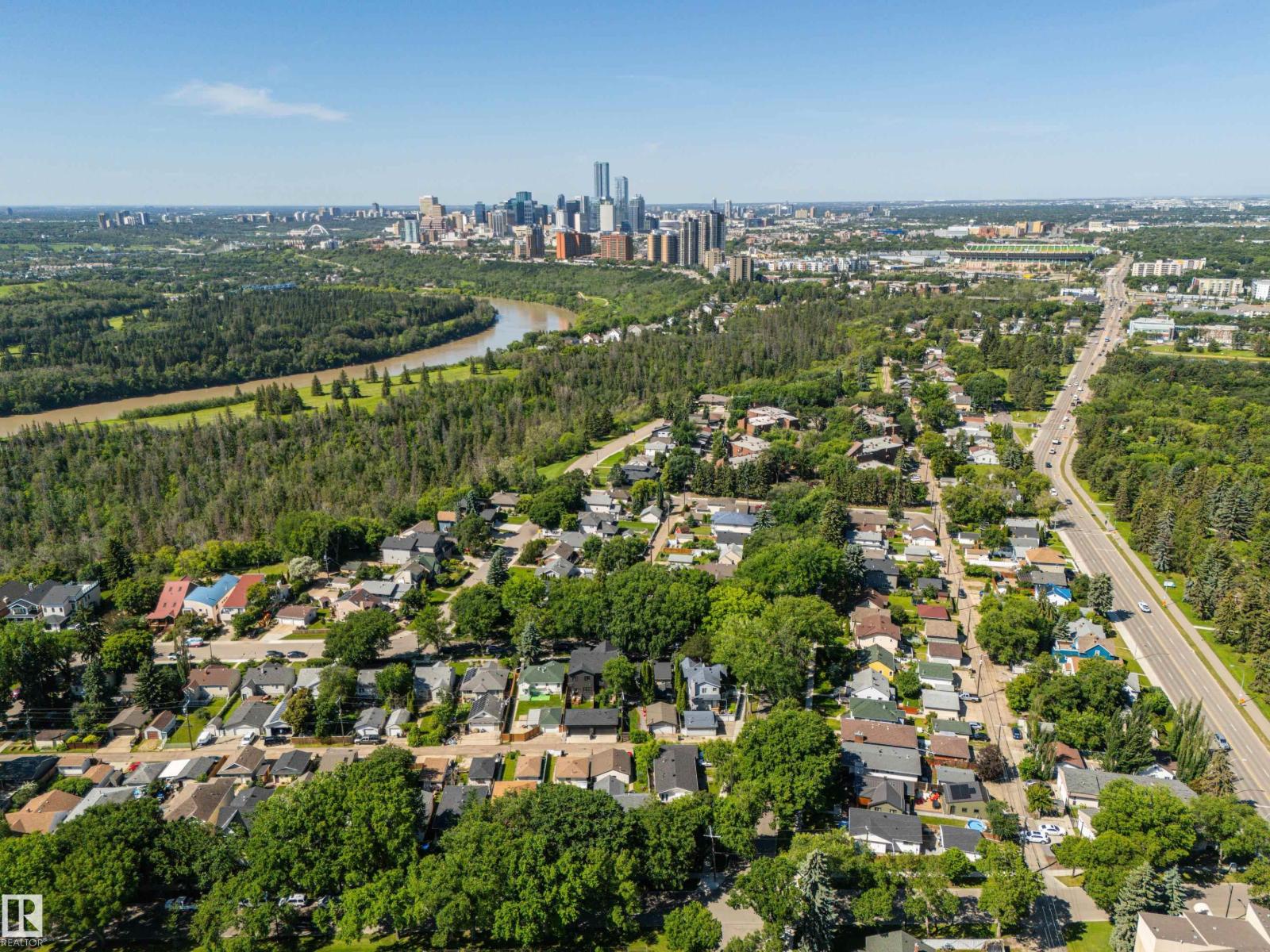 11013 75 ST NW - 57
