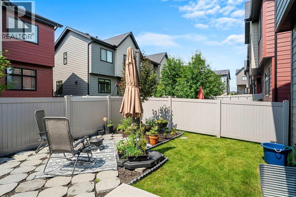 1218 Sage Meadows Gardens NW, Sage Hill, Calgary photo 3