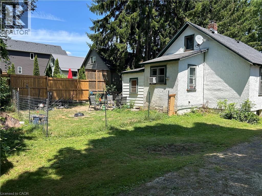 230 QUEEN Street S - Image 5