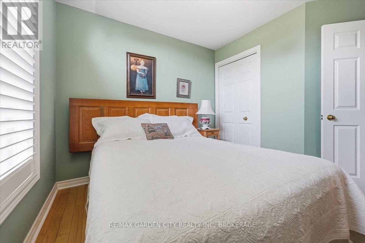 81 SANDRA DRIVE - Image 25