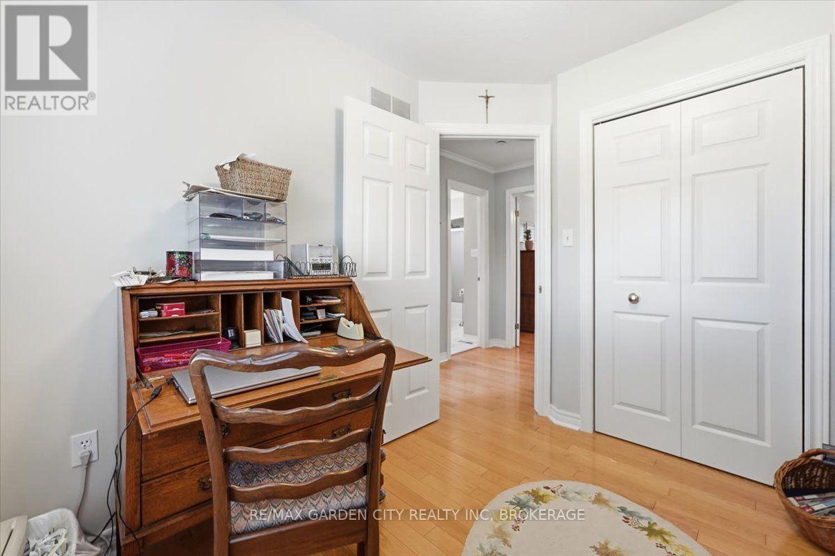 81 SANDRA DRIVE - Image 27