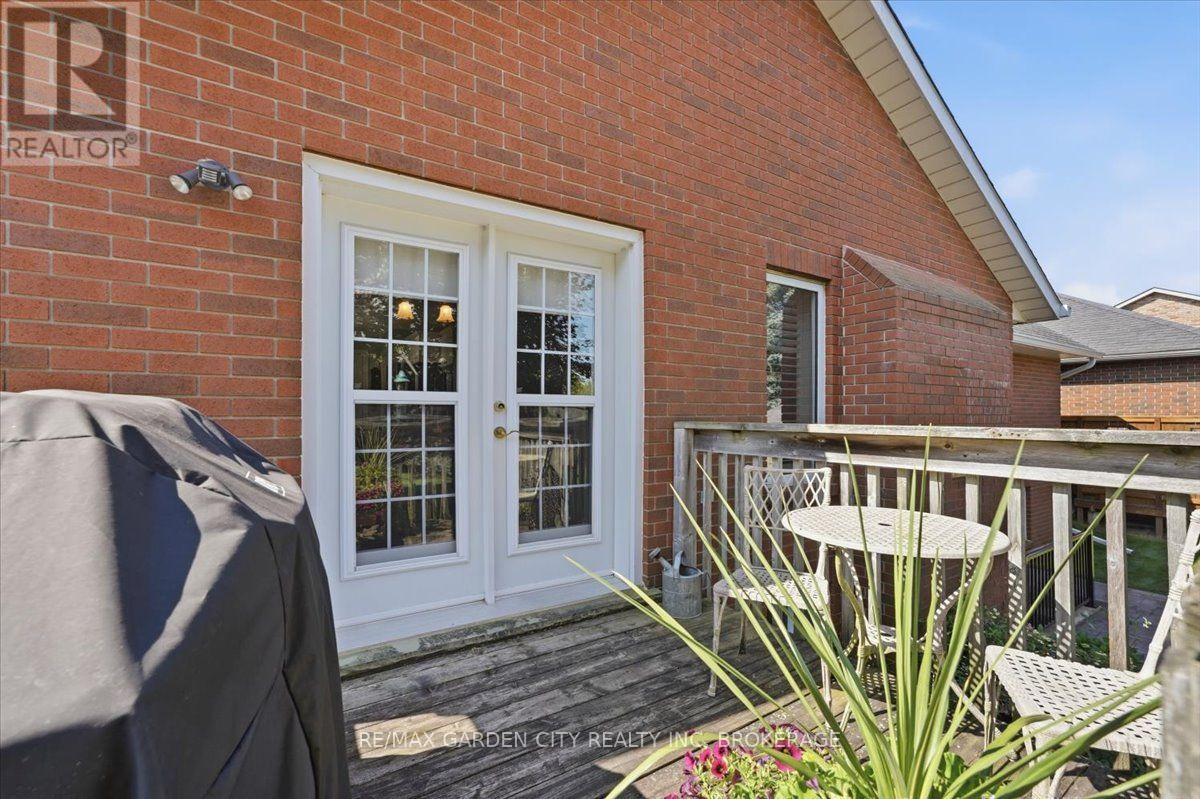 81 SANDRA DRIVE - Image 31