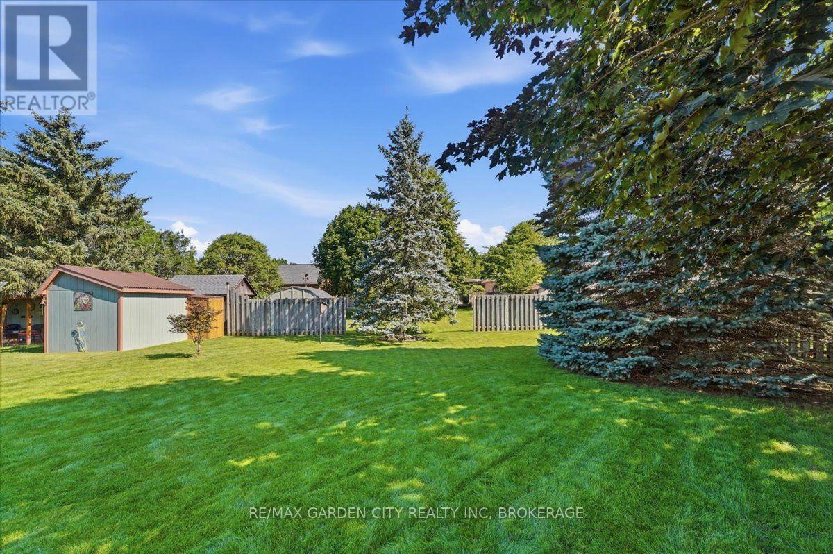 81 SANDRA DRIVE - Image 36