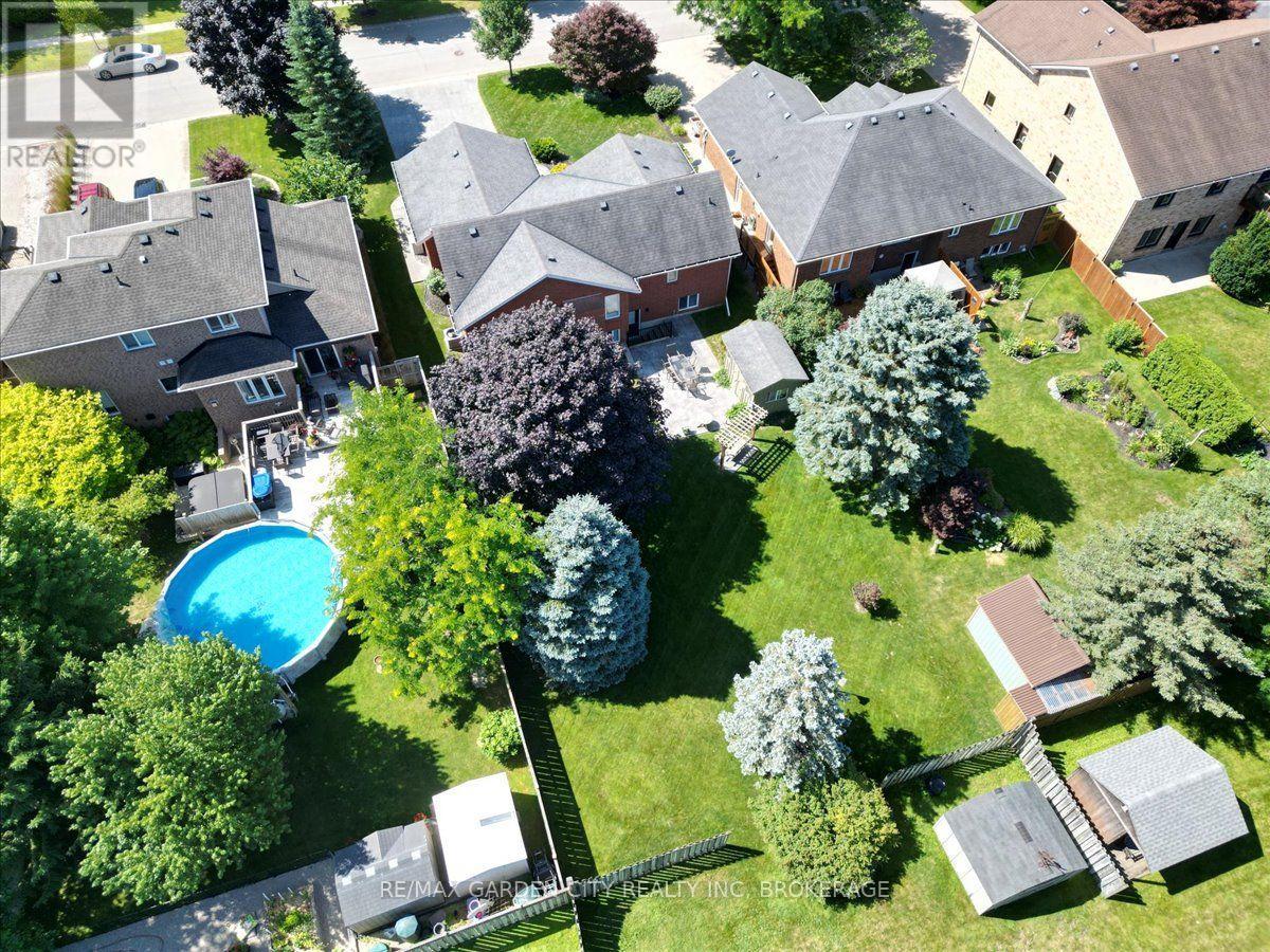 81 SANDRA DRIVE - Image 42
