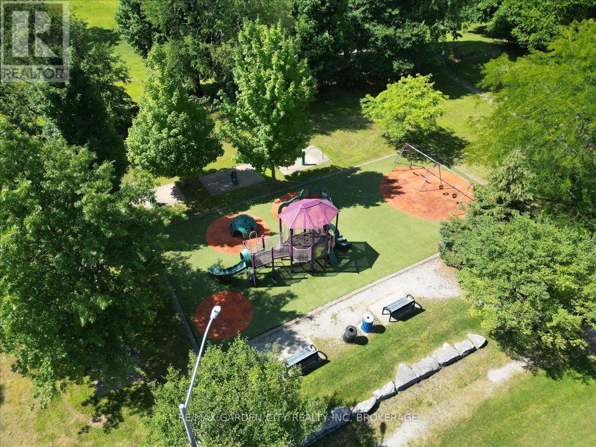 81 SANDRA DRIVE - Image 47