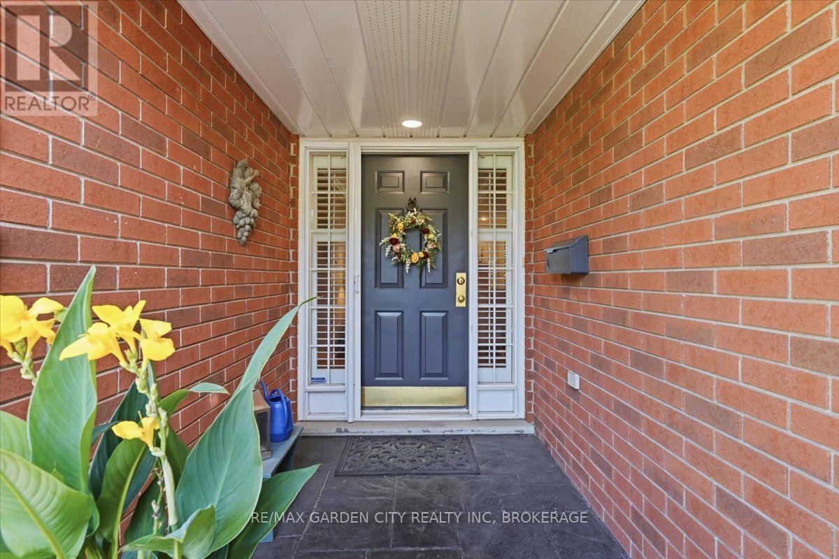 81 SANDRA DRIVE - Image 8