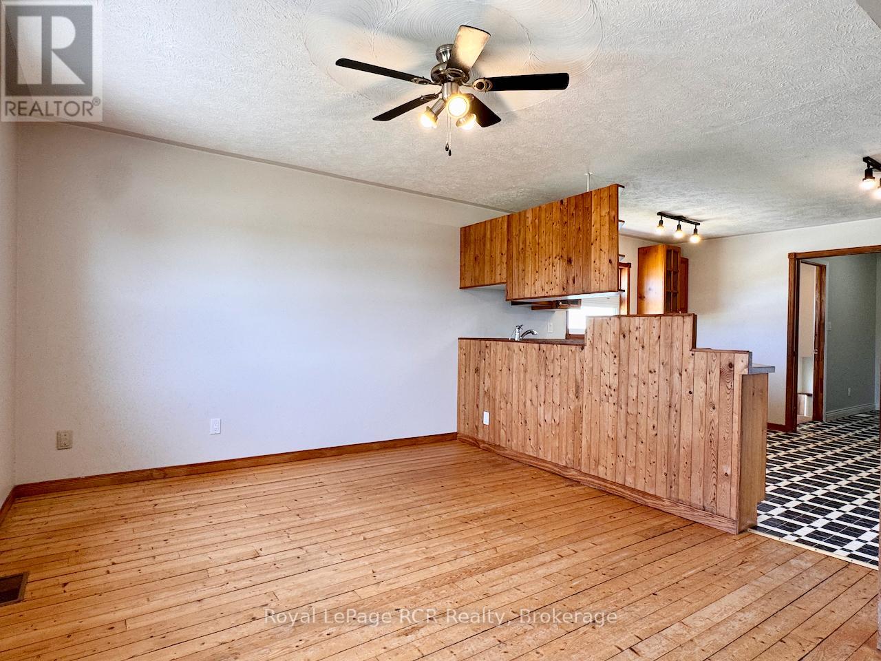 2854 6 HIGHWAY - Image 14