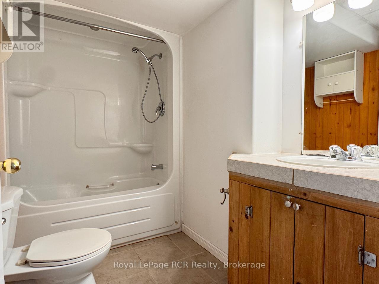2854 6 HIGHWAY - 29