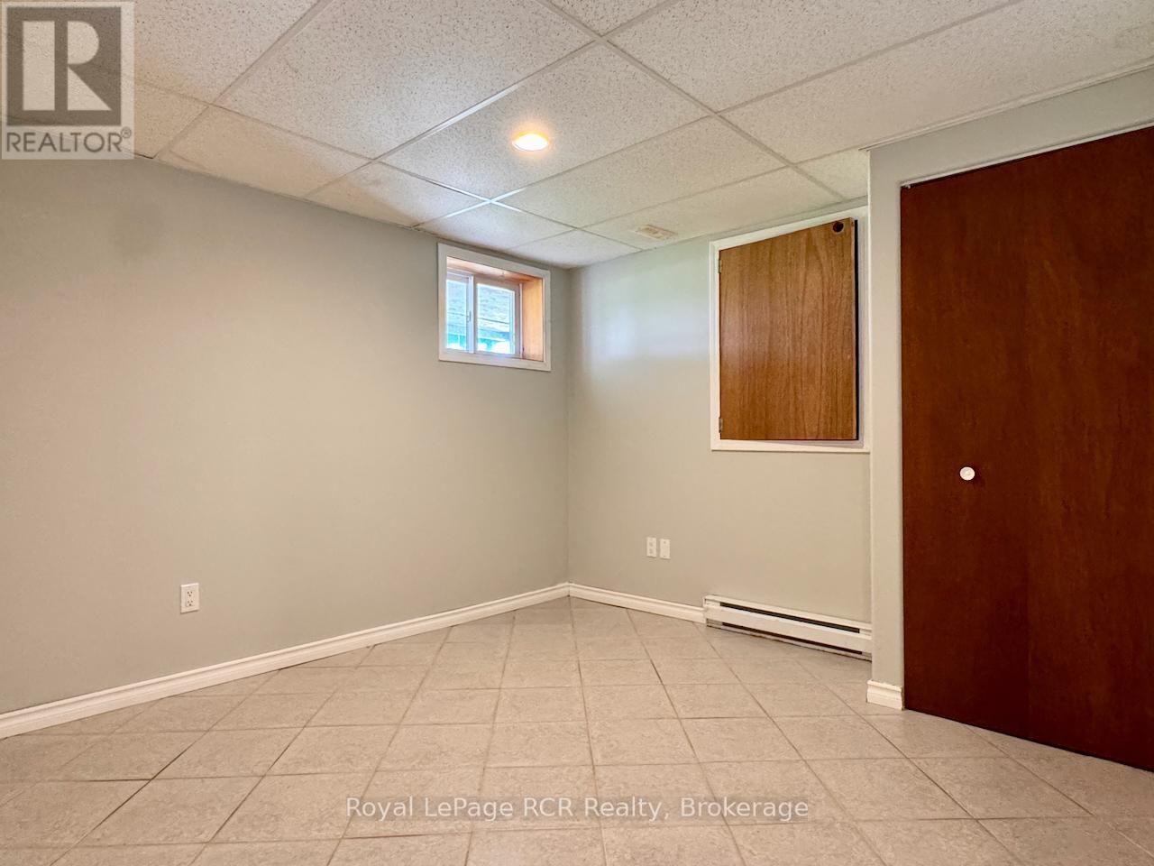 2854 6 HIGHWAY - 28