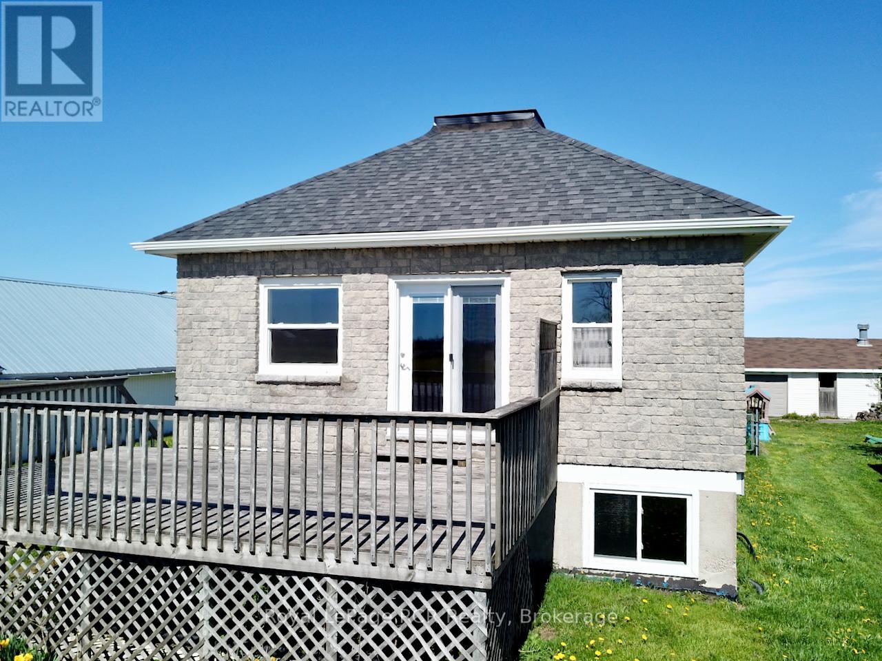 2854 6 HIGHWAY - Image 42