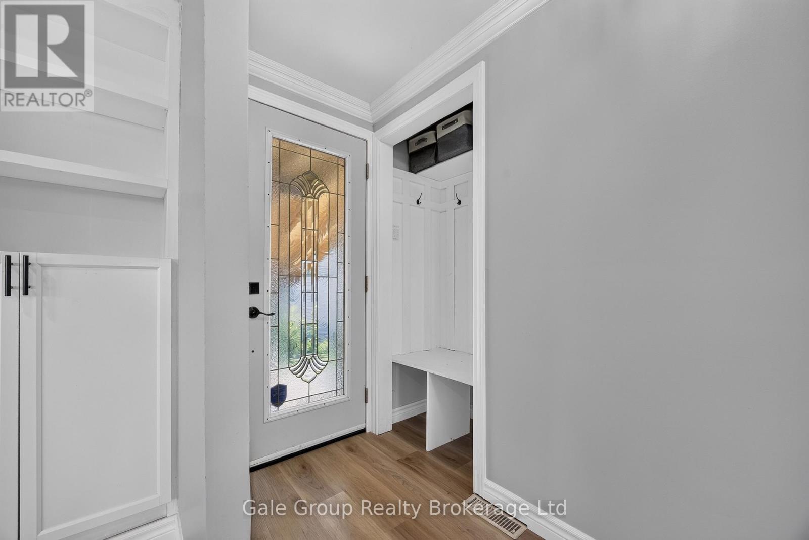 925 SUNSET BOULEVARD - 13
