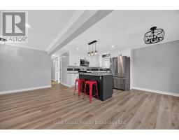 925 Sunset Boulevard, Woodstock, ON N4S4A5 Photo 17