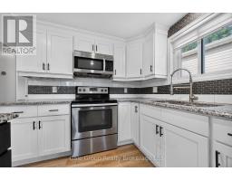 925 Sunset Boulevard, Woodstock, ON N4S4A5 Photo 19