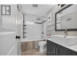 925 Sunset Boulevard, Woodstock, ON N4S4A5 Photo 25