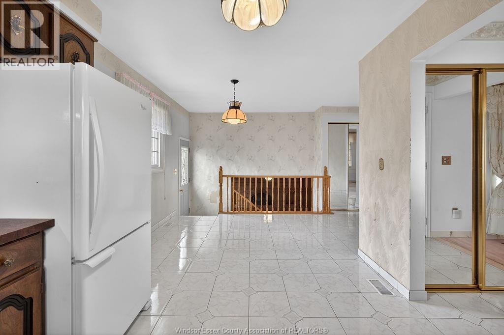 10626 Keating CRESCENT - 10