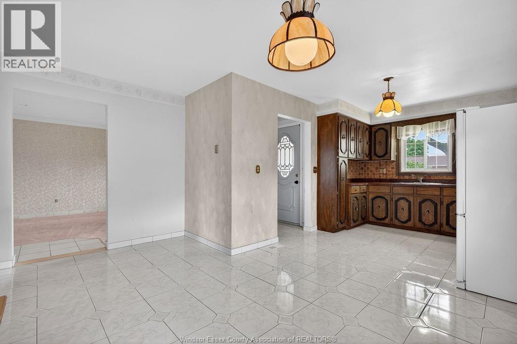 10626 Keating CRESCENT - 11