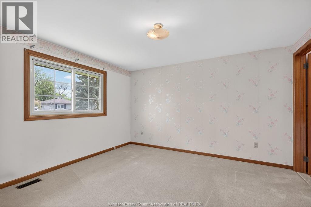 10626 Keating CRESCENT - 13