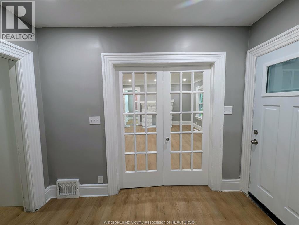 1484 VICTORIA AVENUE - Image 7