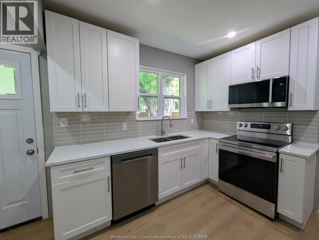 1484 VICTORIA AVENUE - Image 9