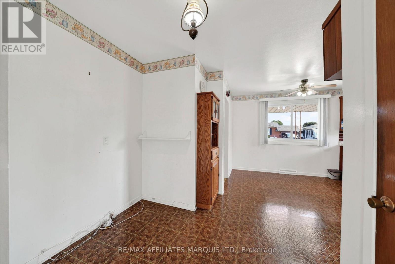 529 ANTHONY STREET - 11