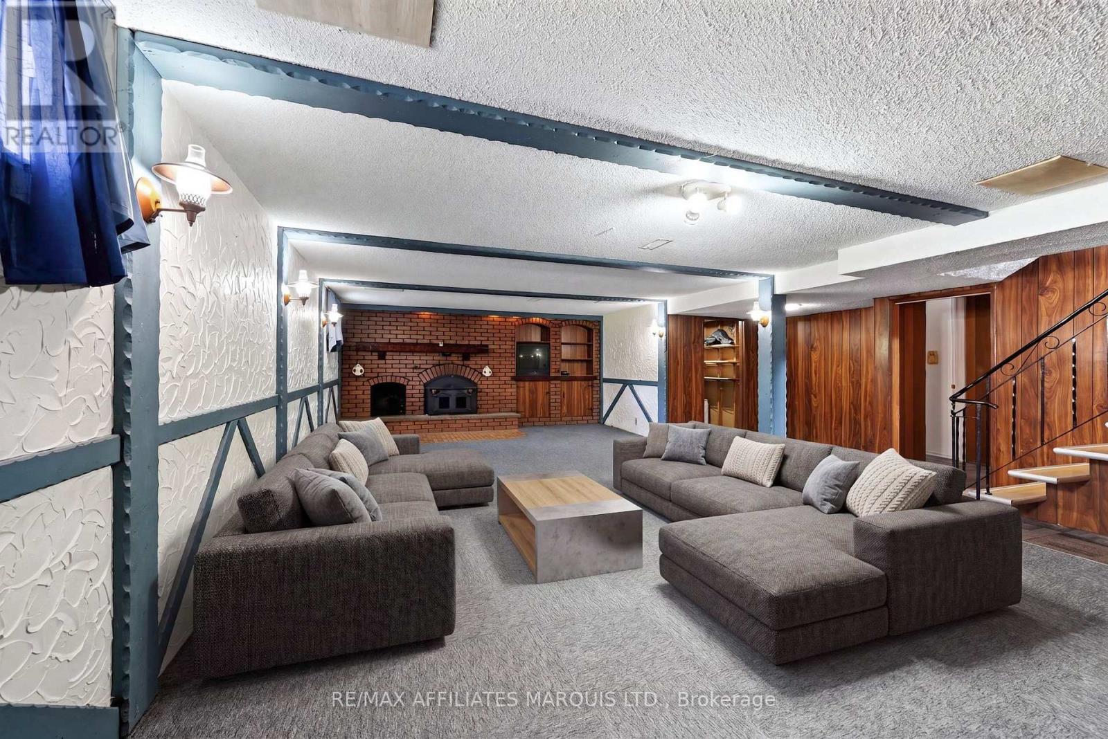 529 ANTHONY STREET - 21