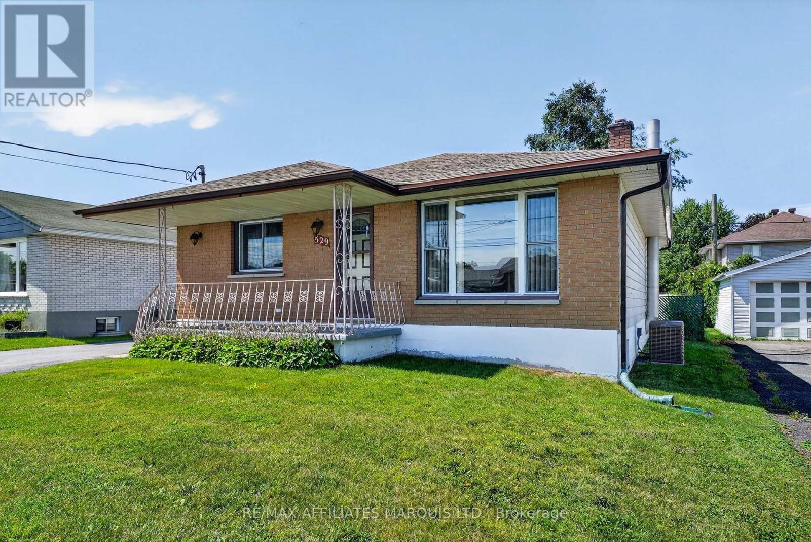529 ANTHONY STREET - 3