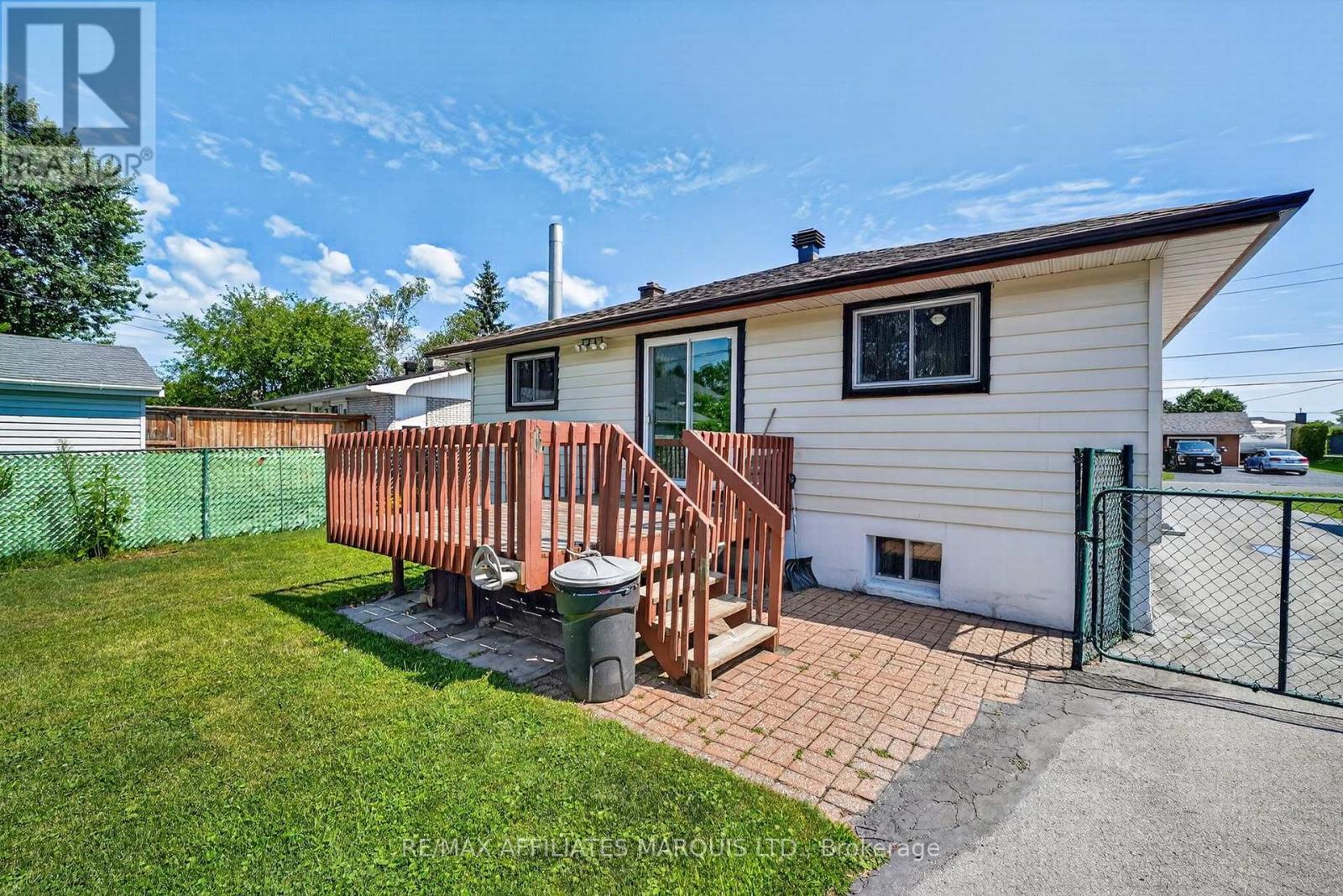 529 ANTHONY STREET - 34